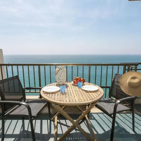 Miami Palace Ii By Interhome